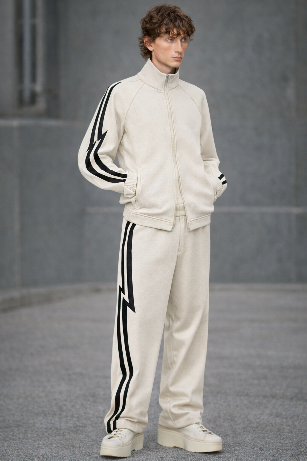 Man's Lightning Track Top Beige