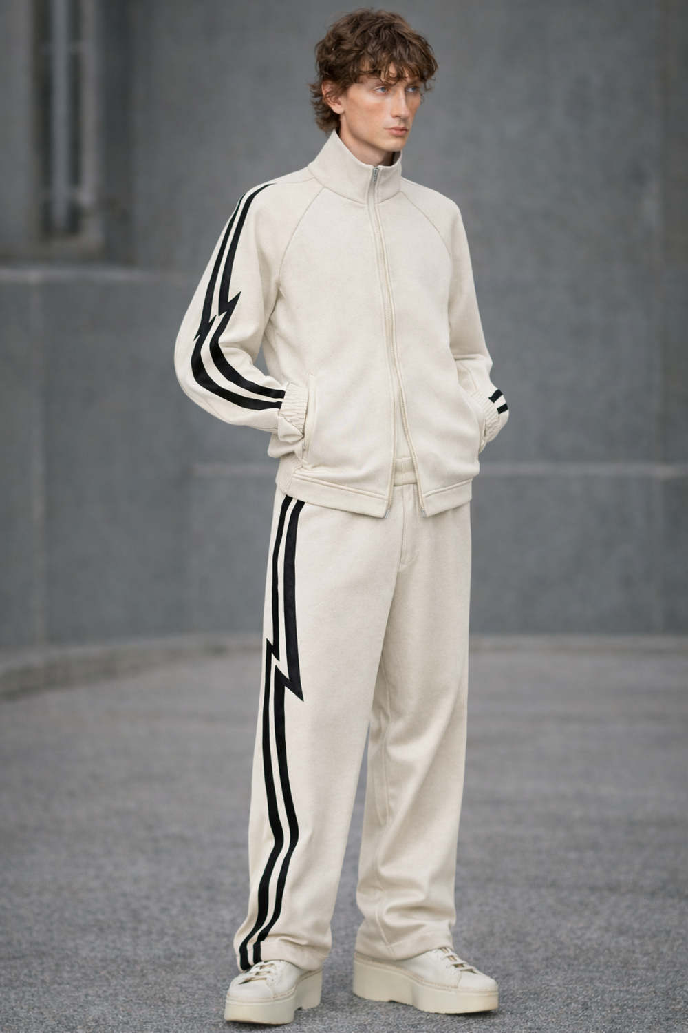 Man's Lightning Track Top Beige 
